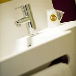 Hotel B&B Hotel Clermont-Ferrand Le Brezet Aeroport