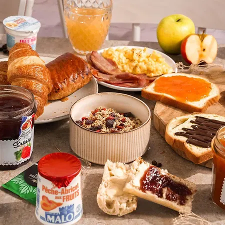 Le Brezet Aeroport Clermont-Ferrand