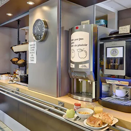 Le Brezet Aeroport Отель