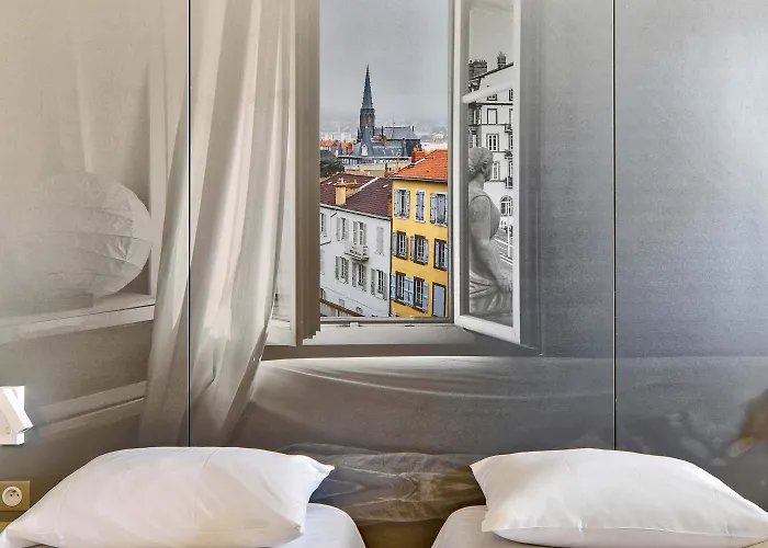 Le Brezet Aeroport 2*