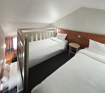 Le Brezet Aeroport 2* קלרמונט-פרנד