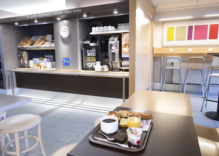 מלון Le Brezet Aeroport 2*