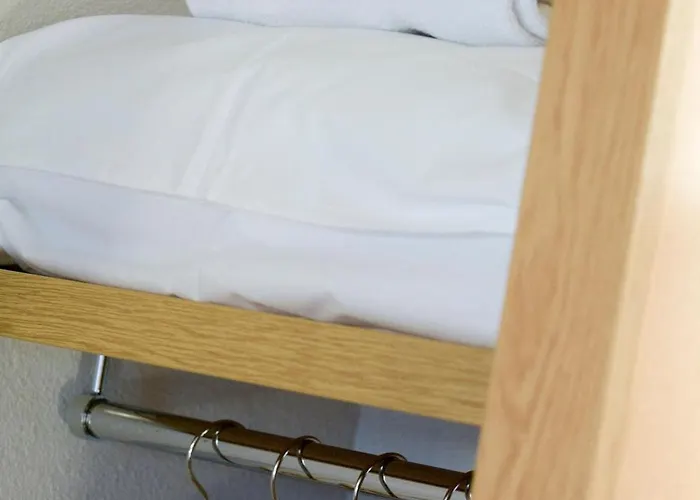 Hotel Le Brezet Aeroport Clermont-Ferrand